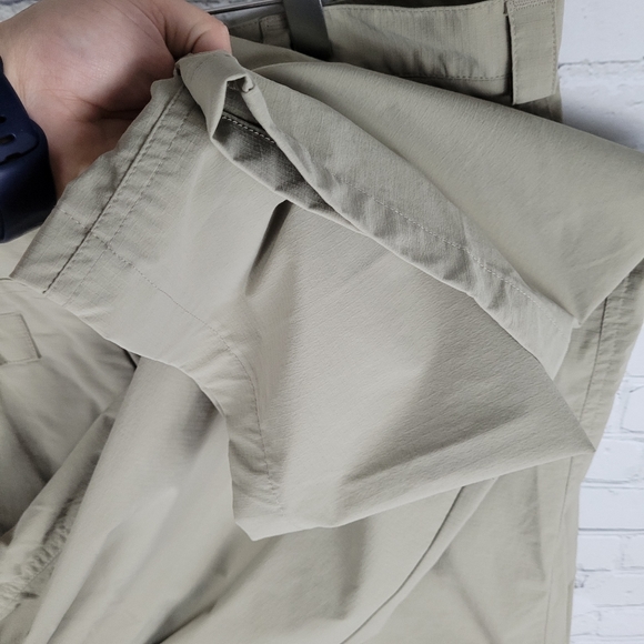 TILLEY ENDURABLES | ripstop straight leg travel hiking pants - Picture 7 of 10